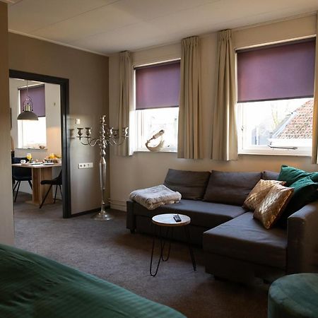 Yep! Slapen Bij De Sluis Bed & Breakfast Blokzijl Luaran gambar