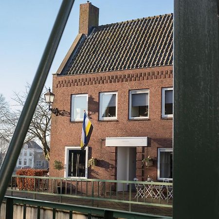 Yep! Slapen Bij De Sluis Bed & Breakfast Blokzijl Luaran gambar