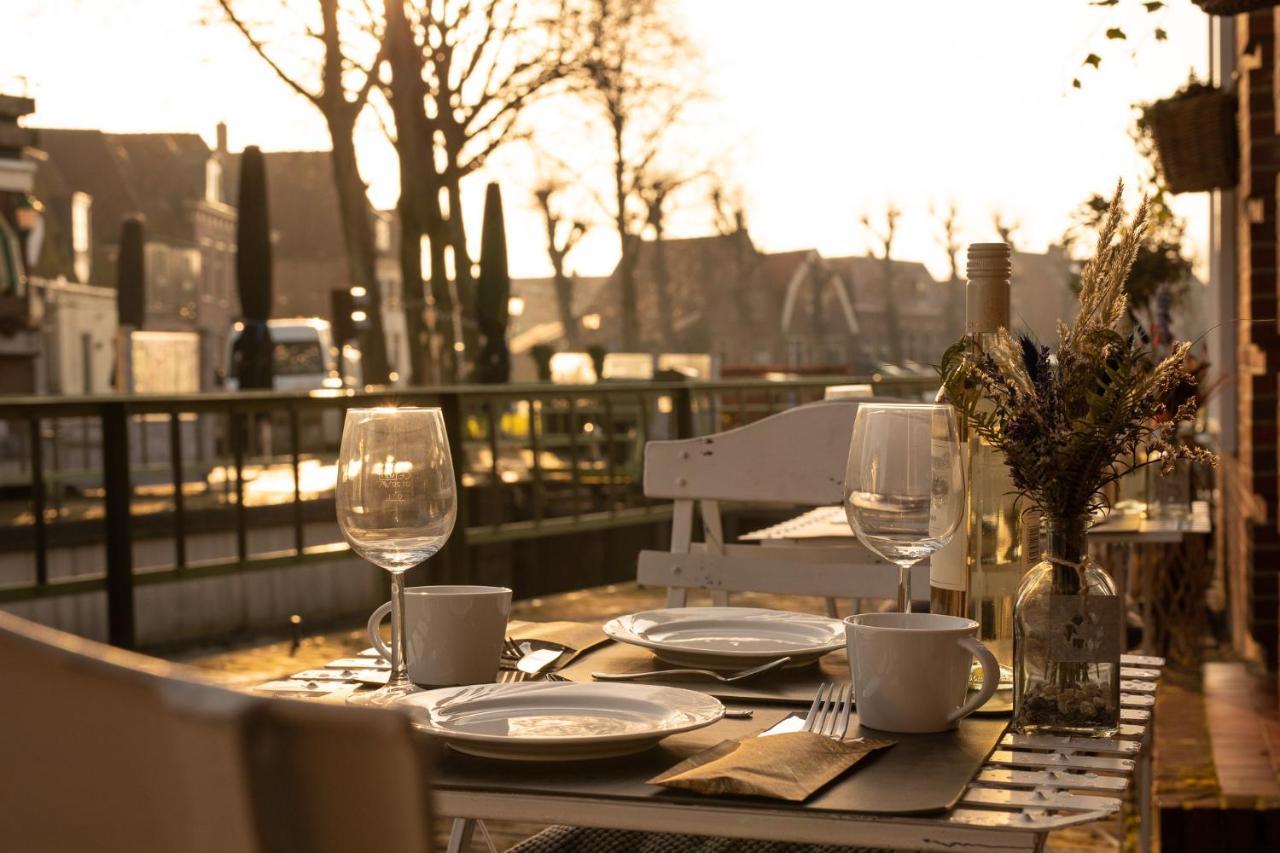 Yep! Slapen Bij De Sluis Bed & Breakfast Blokzijl Luaran gambar